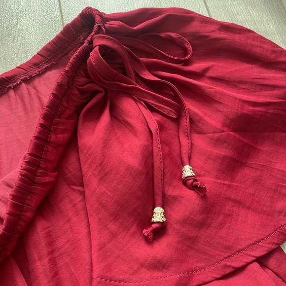 Red Off Shoulder Crop ♥️ - Picture 6 of 6